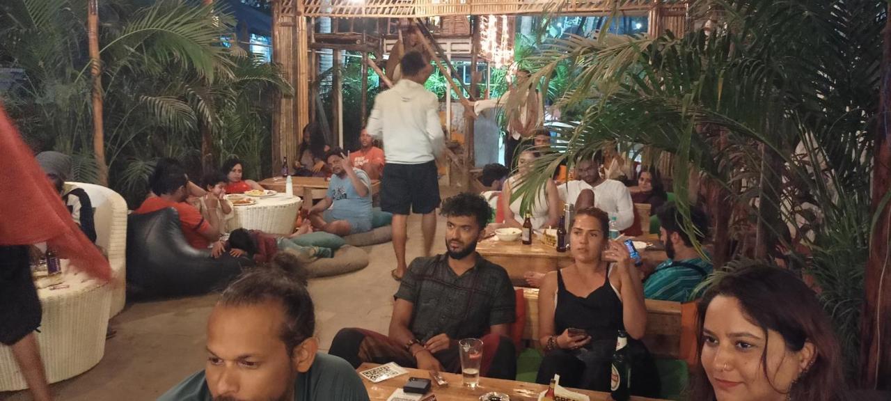 Red Monkeys Hostel Arambol Bagian luar foto