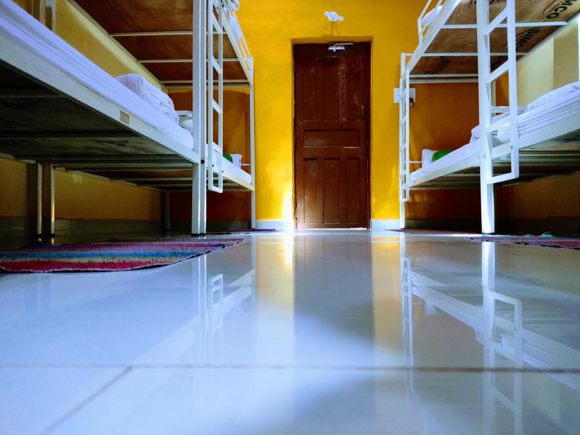 Red Monkeys Hostel Arambol Ruang foto